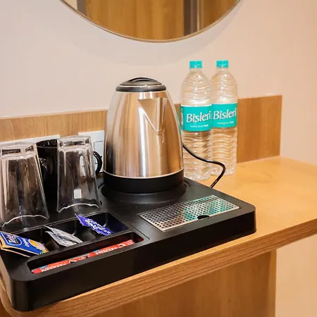 Hotel Ascent Star - Near International Airport Mumbai