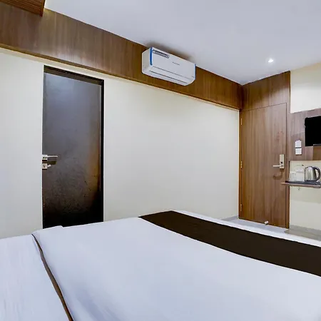 O Casa Royal Residency 3*