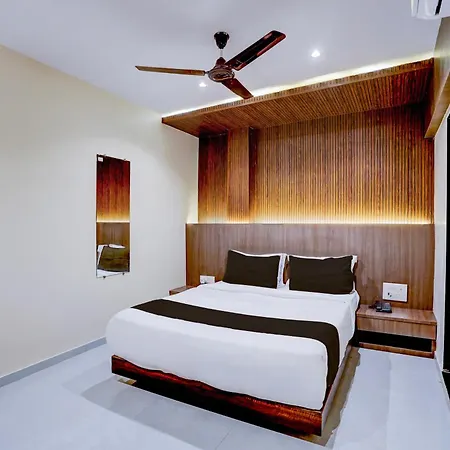 O Casa Royal Residency Hotel