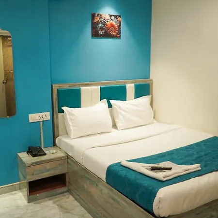 Hotel 7seven Am By Glitz Mumbai