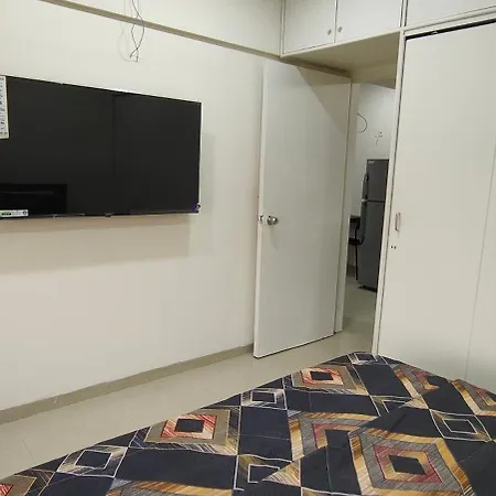 Apartment 1 Bhk In The Heart Of Bandra *