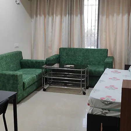 1 Bhk In The Heart Of Bandra *