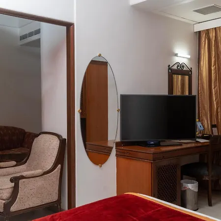 Ramee Guestline Dadar Hotel 4*
