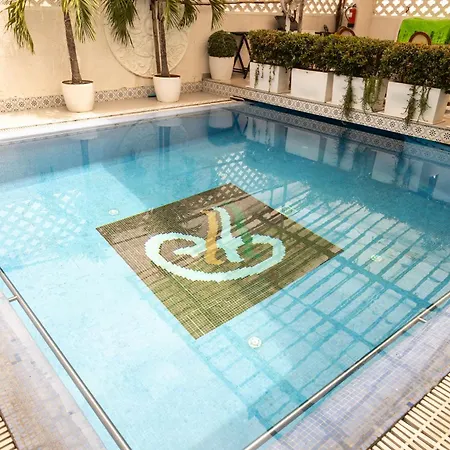 Ramee Guestline Dadar Hotel 4*