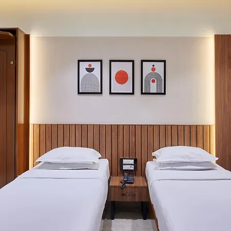 Hotel Karl Residency 3*