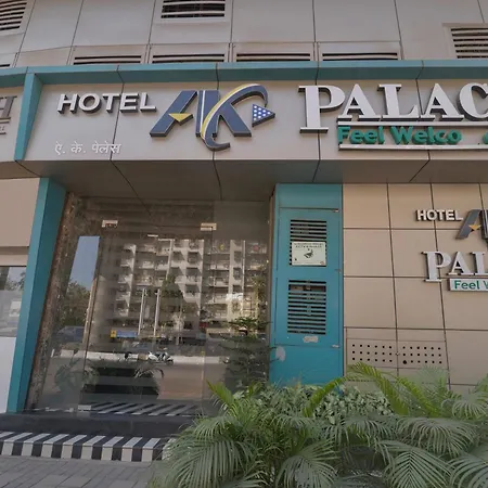 O By Oyo Ak Palace Near Chhatrapati Shivaji International Airport Hotel 3*
