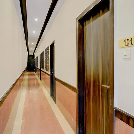 Hotel Townhouse Andheri Sakinaka Metro Formerly 3*