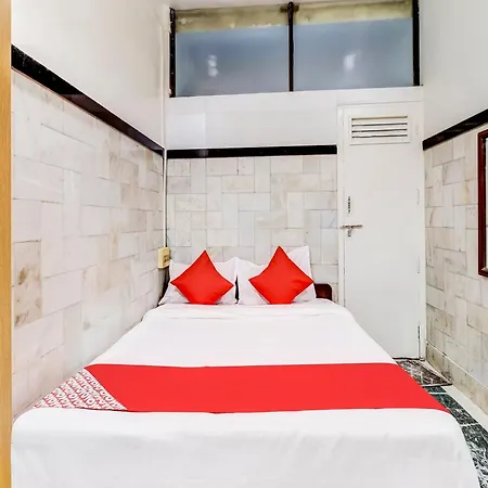 Super O Dreamland Hotel Mumbai
