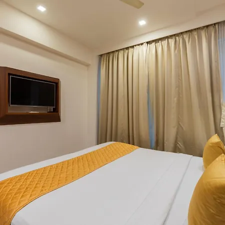 Lords, Hotel 3*