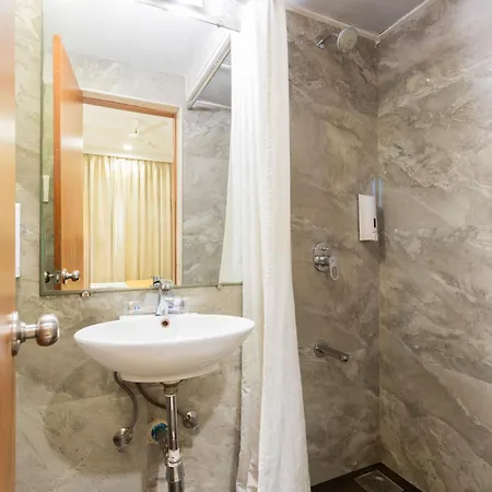 Lords, 3* Mumbai