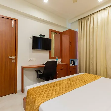 Lords, Hotel 3*