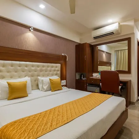 Hotel Lords, 3*