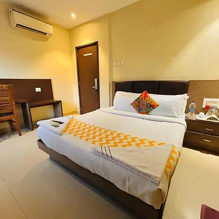 West Inn-near International Airport 3*