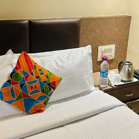 West Inn-near International Airport 3* Mumbai