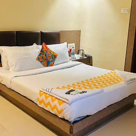 West Inn-near International Airport Hotel Mumbai
