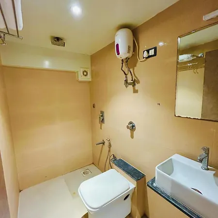 West Inn-near International Airport 3* Mumbai
