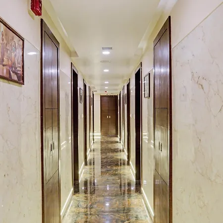 Collection O Vertigo Hotel