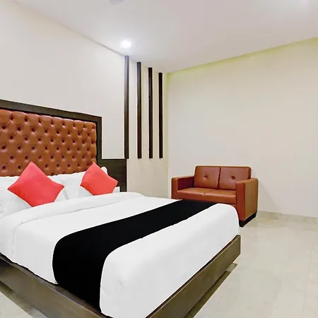 Hotel Collection O Vertigo 3*