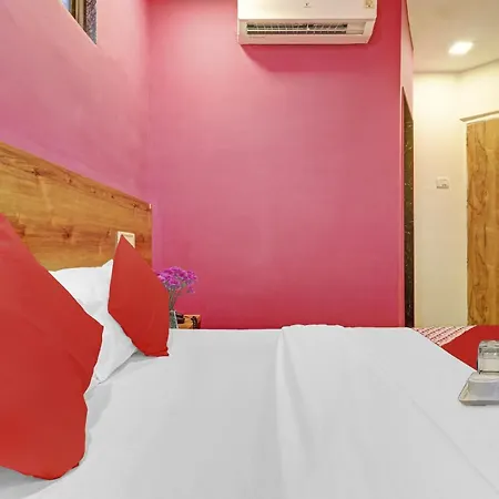 Hotelo The Hotel