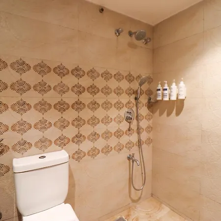 Gulf Mumbai- The Boutique Colaba 4*