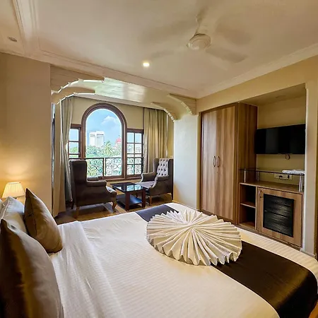 Gulf Mumbai- The Boutique Colaba Hotel 4*