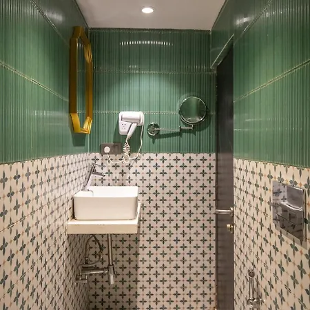 Hotel Gulf Mumbai- The Boutique Colaba 4*