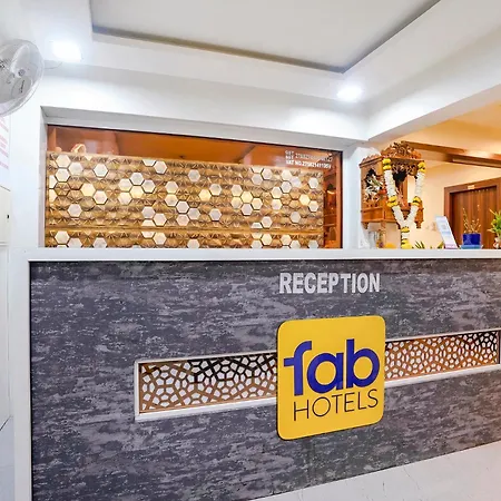 Hotel Fabhotel Arsh Executive 3*