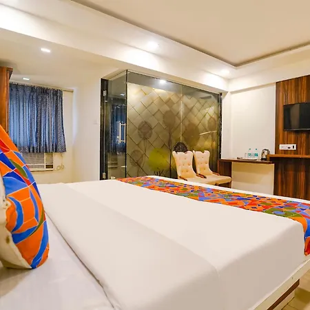 Fabhotel Arsh Executive Hotel