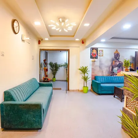 Fabhotel Arsh Executive Hotel