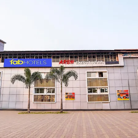 Fabhotel Arsh Executive 3*