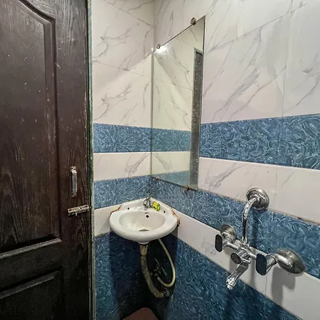 Fabhotel Aai Om Residency
