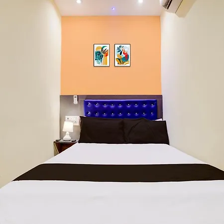 Hotel Via Shera Residency 2*