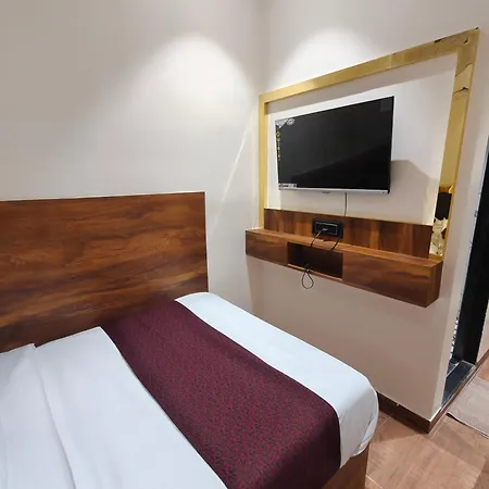 Hotel Sai Palace- Near Tata Memorial Hospital