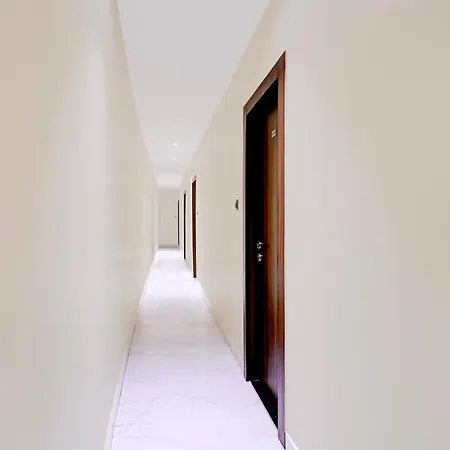 Hotel Fabhotel Majestic Crest Mumbai