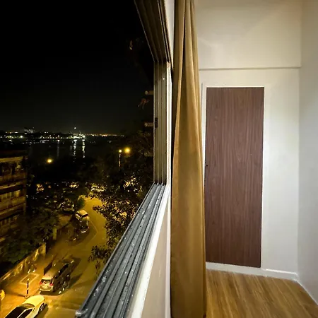 Palm Breeze - Colaba 3* Mumbai
