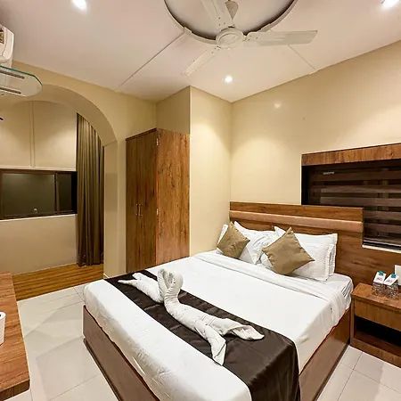 Palm Breeze - Colaba Mumbai
