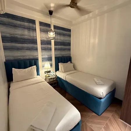 Palm Breeze - Colaba 3* Mumbai
