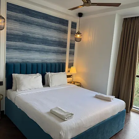 Palm Breeze - Colaba Hotel Mumbai