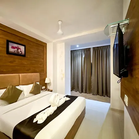 Hotel Palm Breeze - Colaba Mumbai