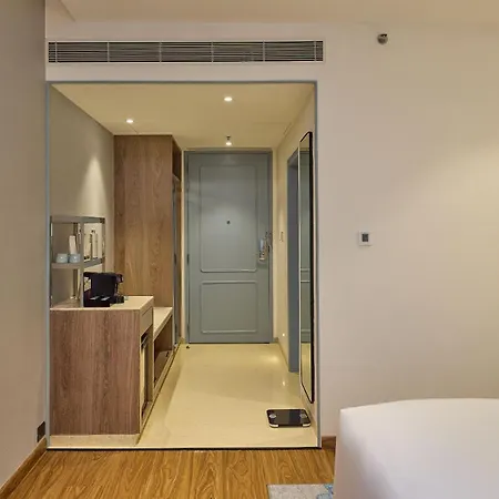 Iconiqa - The Lifestyle Of 5* Mumbai