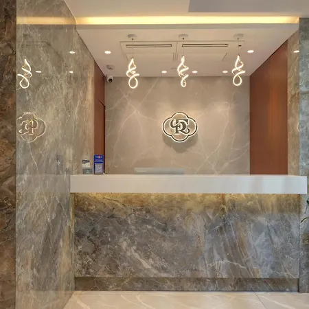 Hotel Flexi Residency International Airport