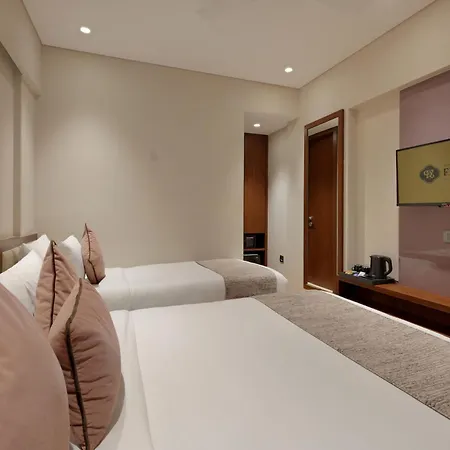 Flexi Residency International Airport 3*