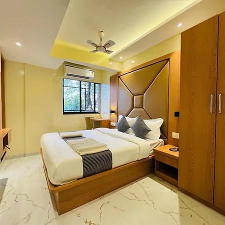 Comfort Castle Hotel 2*