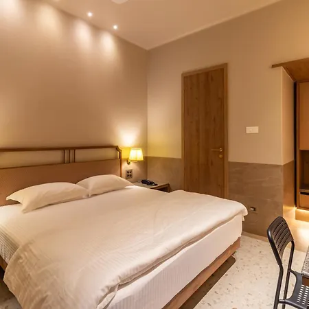 Hotel Reay Road Residency 2*
