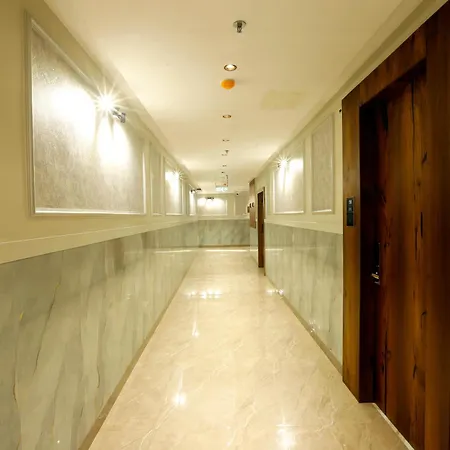 Hotel Breeze Bay Ex - Near Us Consulate, Bkc Mumbai