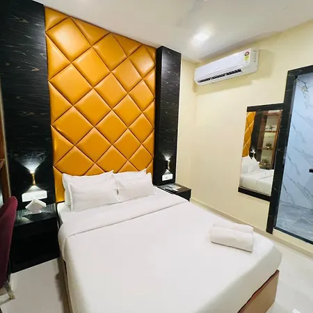 Hotel Sky By Glitz Nr Internatinational Airport