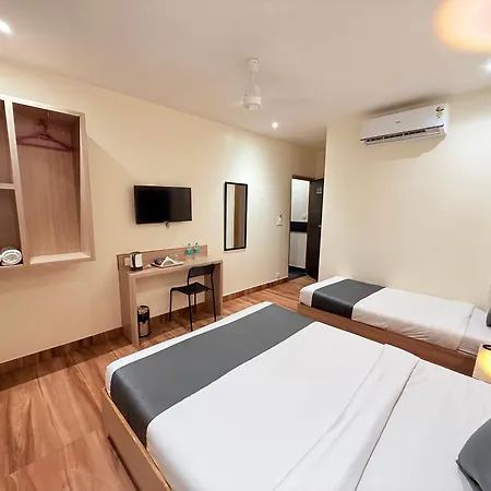 Hotel Riza Nesco Exhibition Centre Goregoan