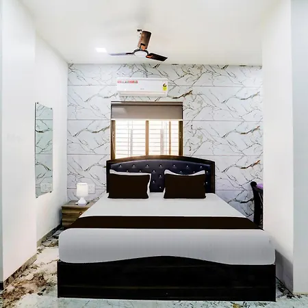Hotel Collection O Ulhasnagar Birla Temple Formerly Yash Residency