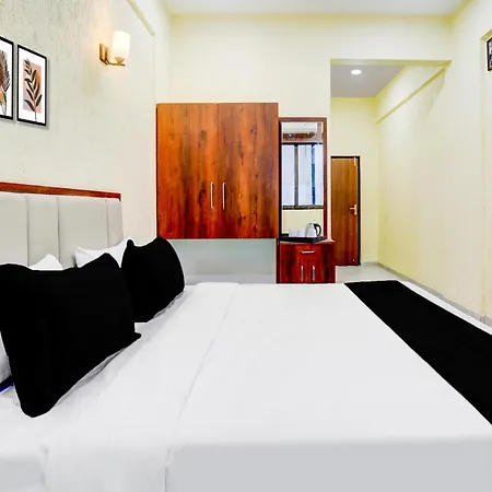Super Collection O Kalamboli New Panvel Formerly Golden Paradise 3* Mumbai