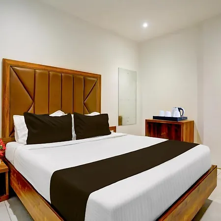 Super Collection O Sakinaka Airport T2 Hotel